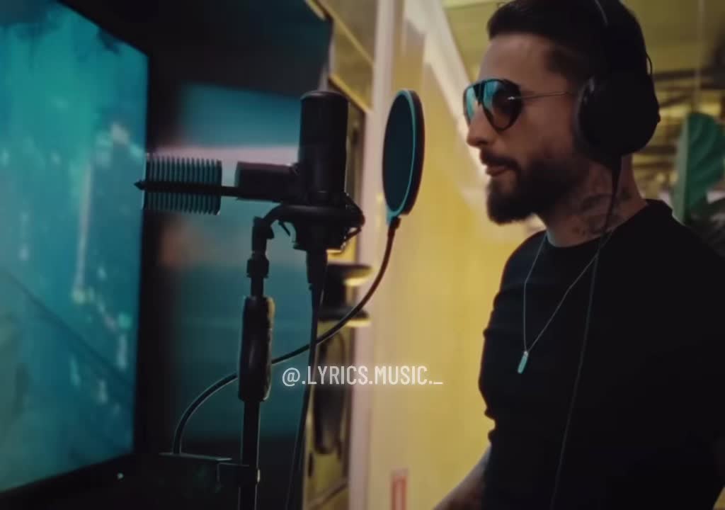 @️