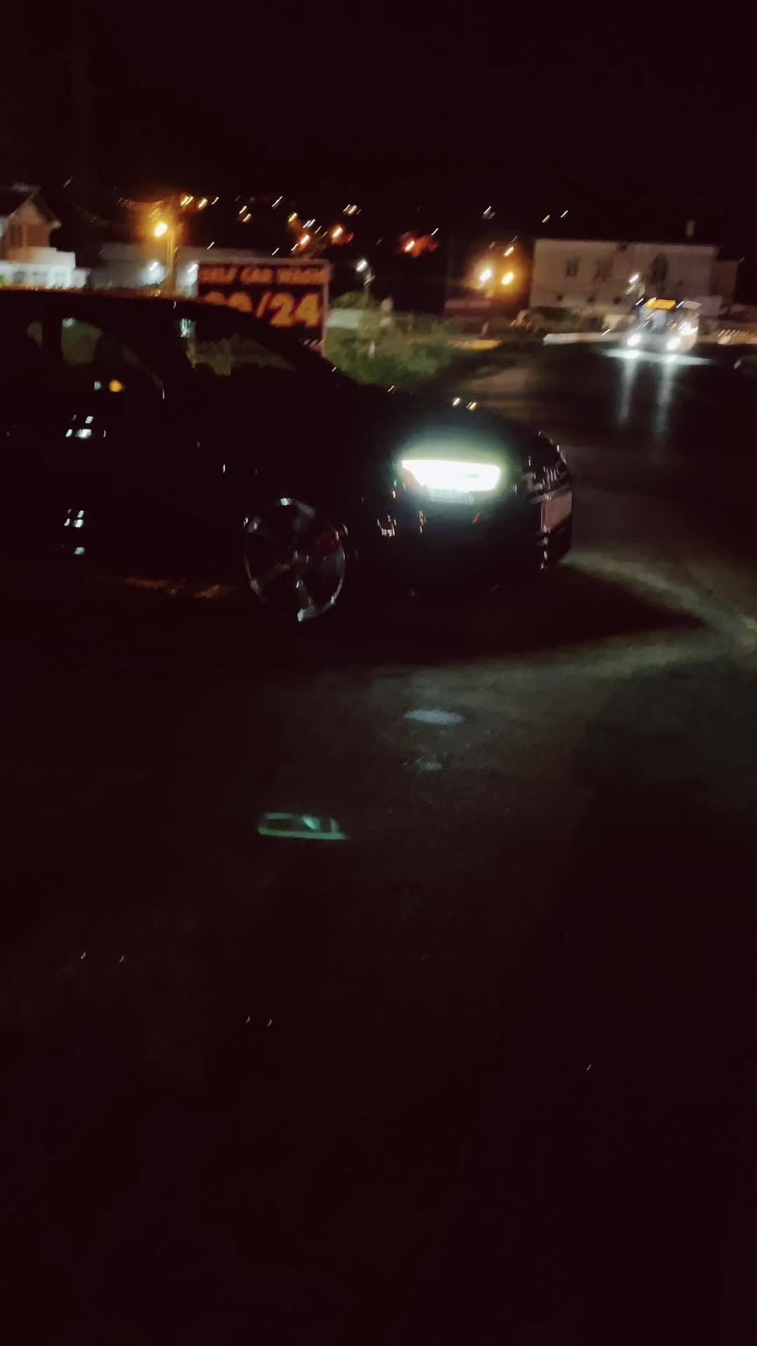 @🛞