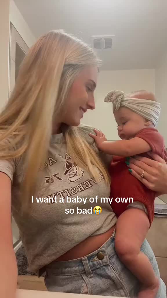 @Sara🇺🇸🇽🇰