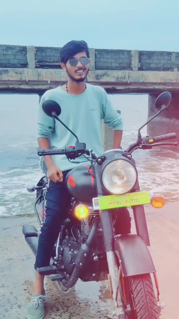 @youth_icon_anil