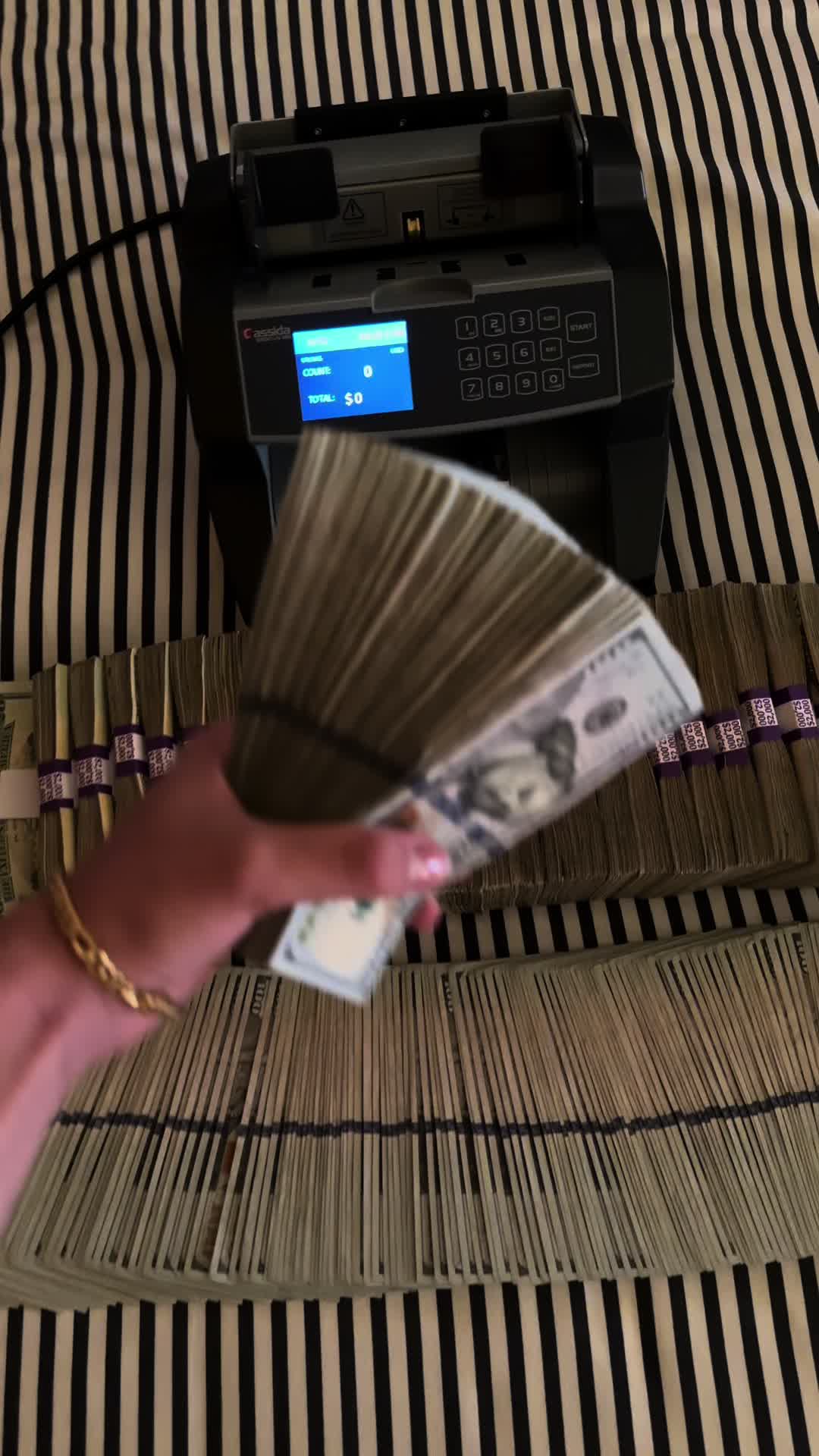 @mezgotrich2 on insta