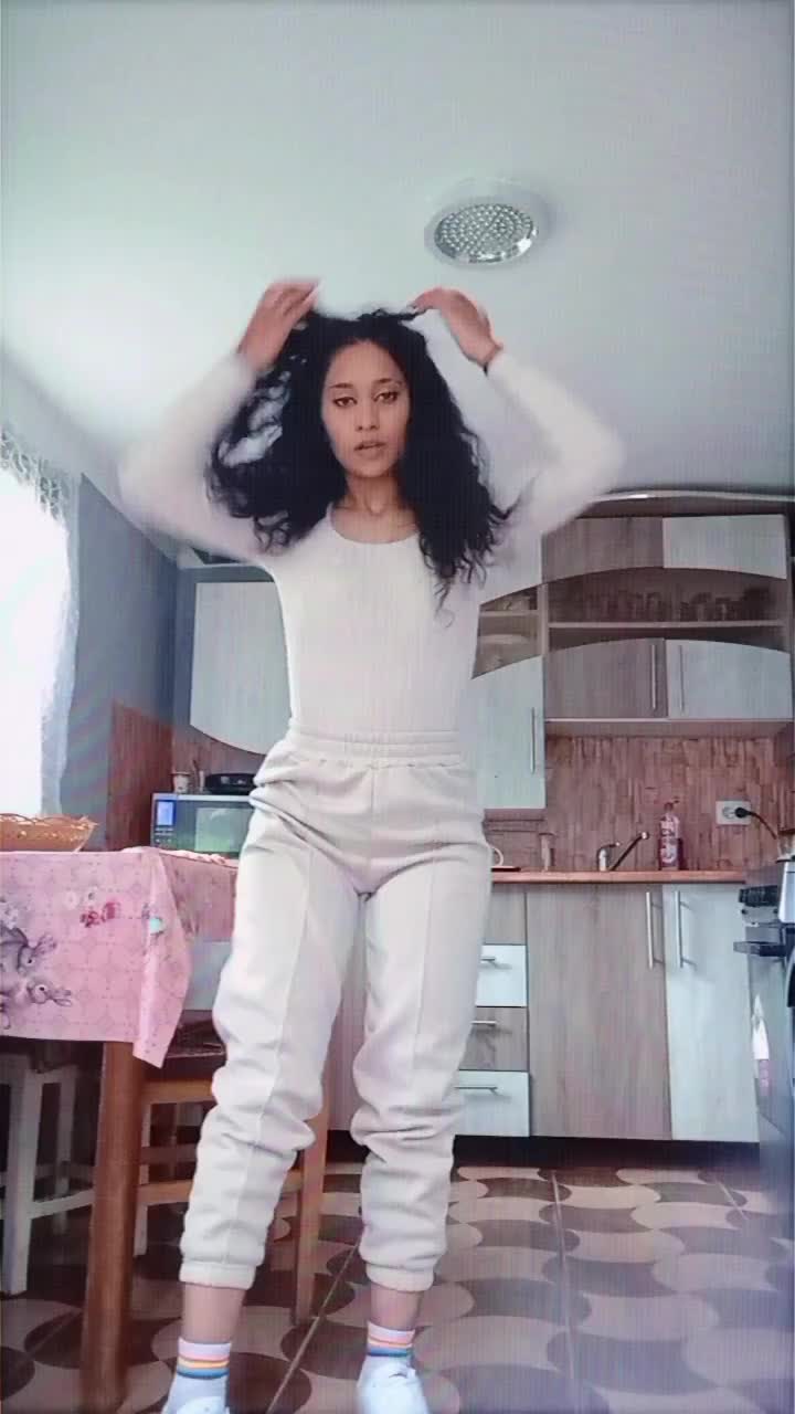 @Alexandra_ays