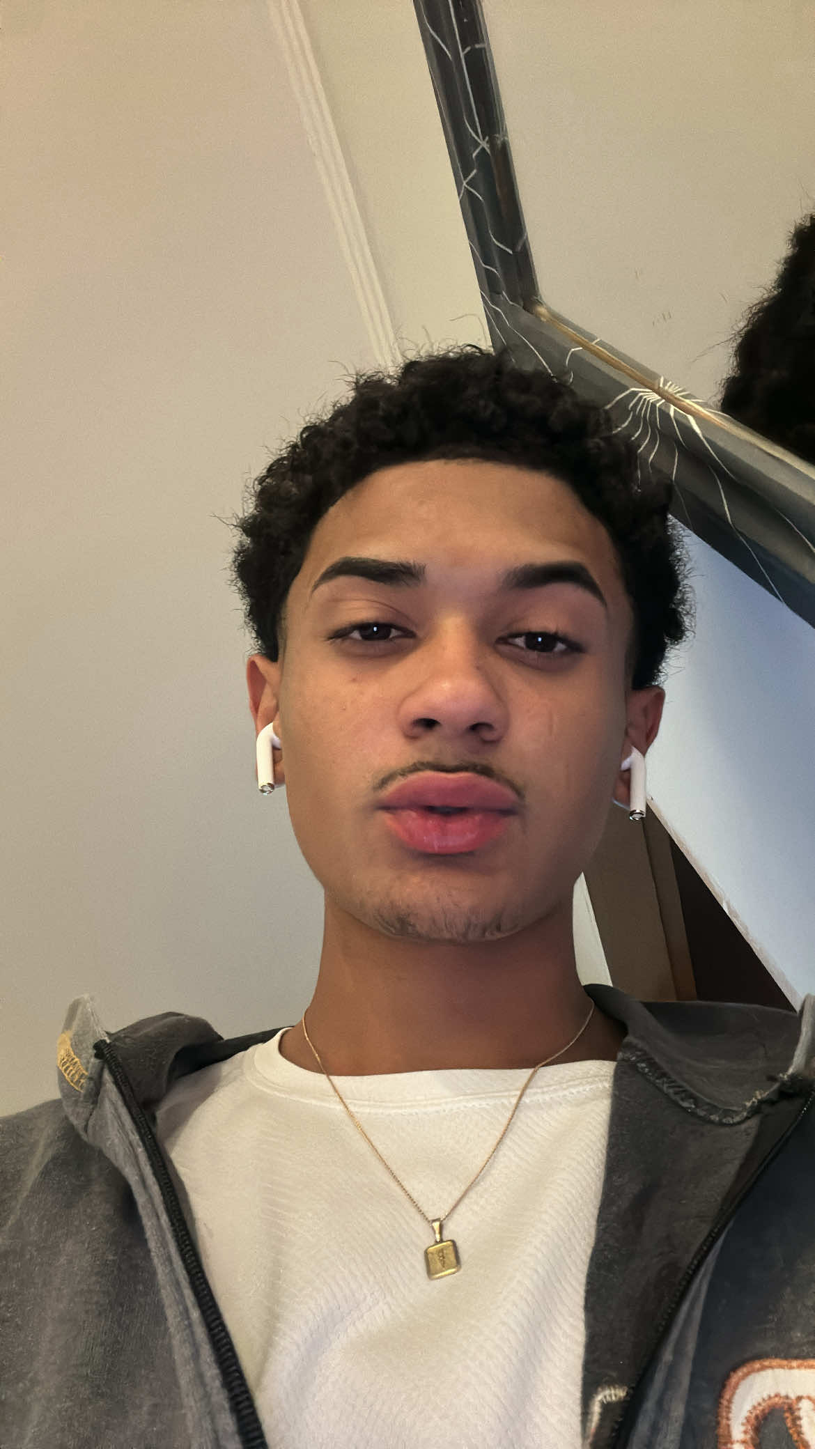 @ogomesz