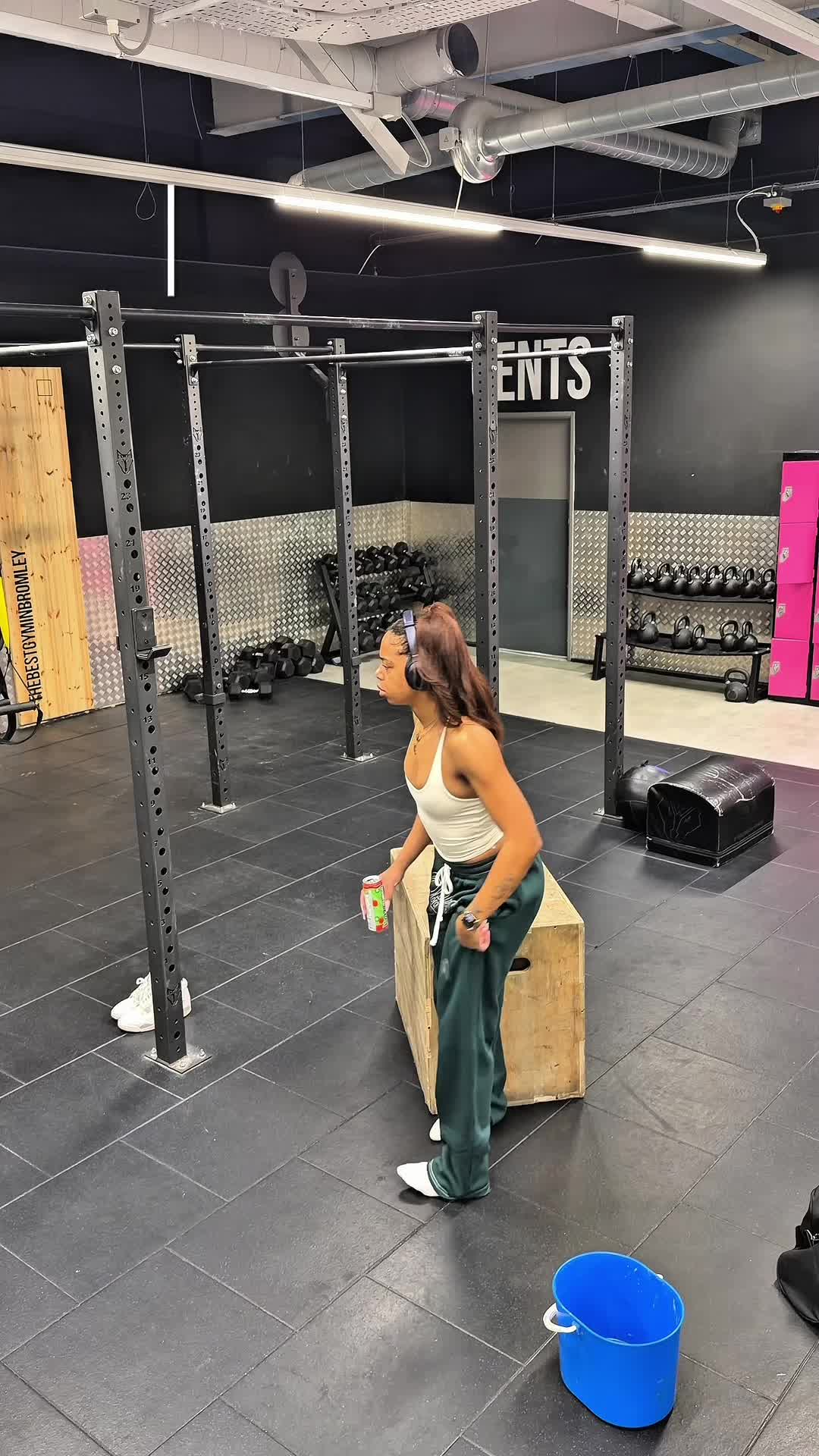 @daniellelouisefitness