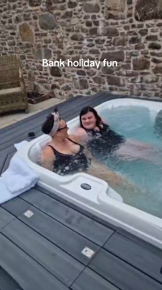 @Naomiangwatson248