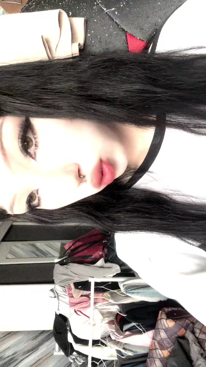 @(kvikys)