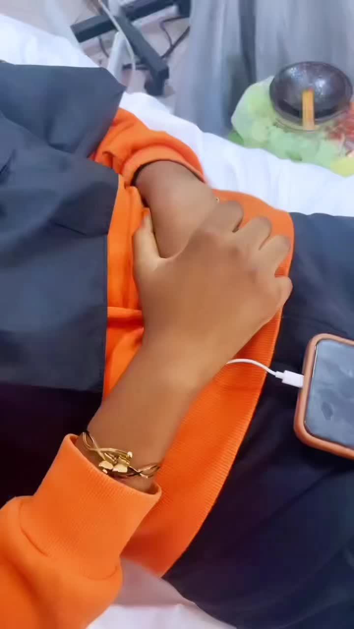 @Eva