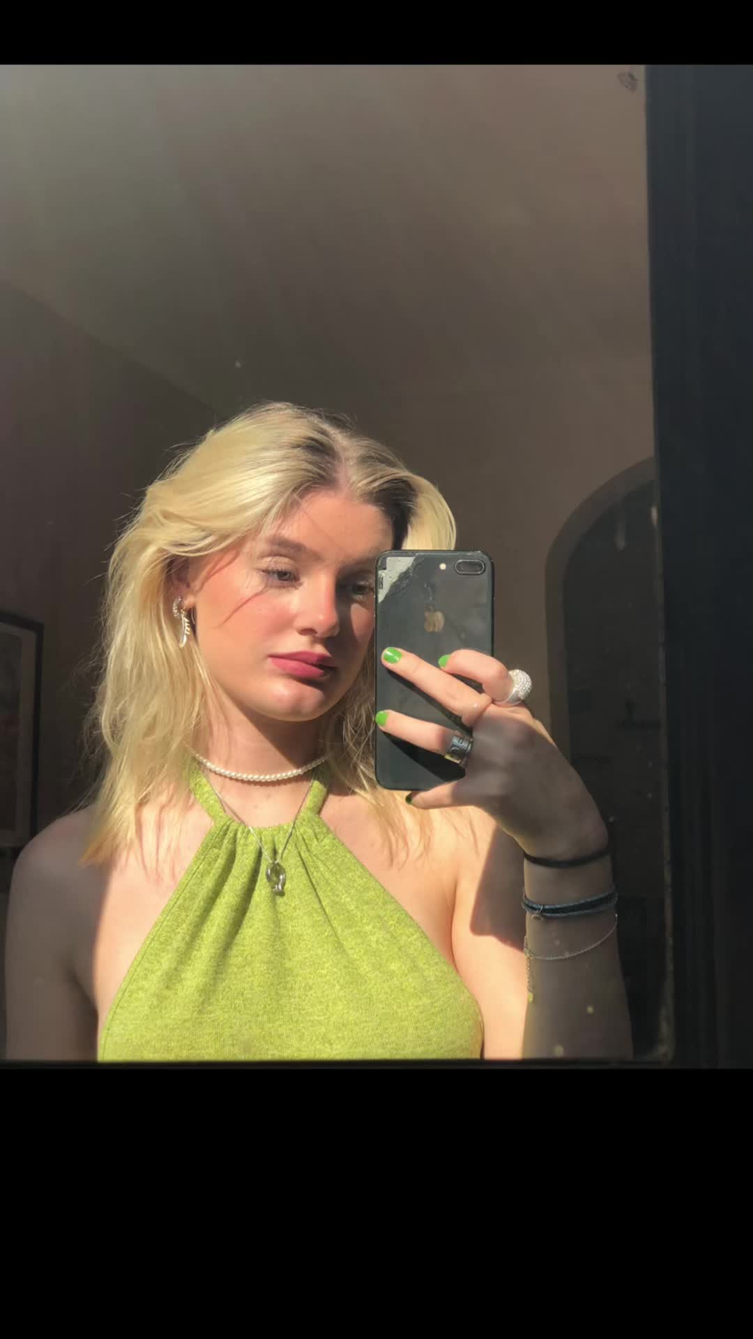 @mathildanp