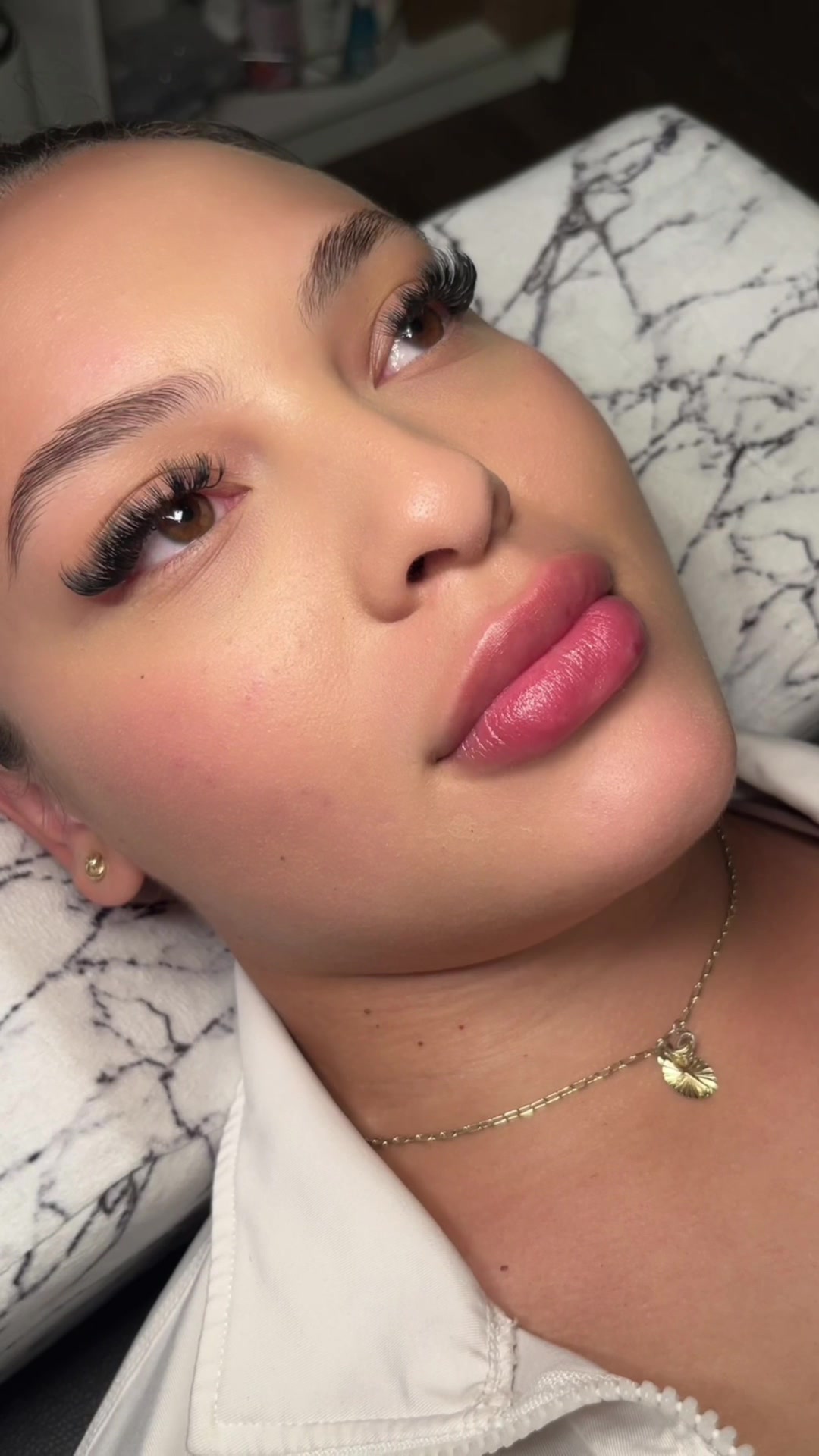 @THEE LIP MUSE