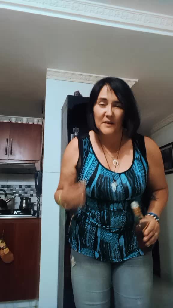 @Claudia Lucia Londo&ntilde;
