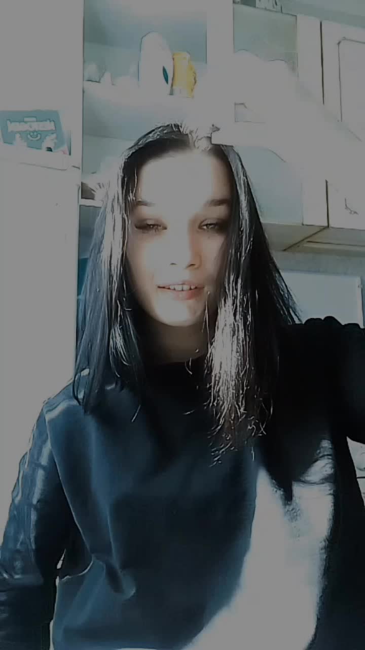 @милана
