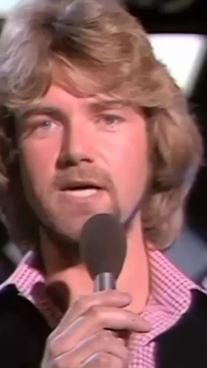 @OnlyACDC (Angus' version)