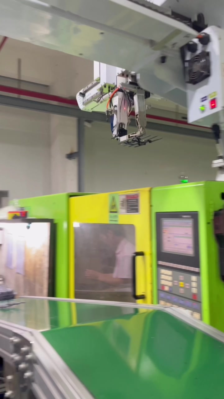 @Injection Mold Factory