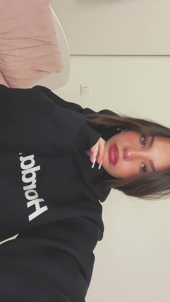 @bella🪽