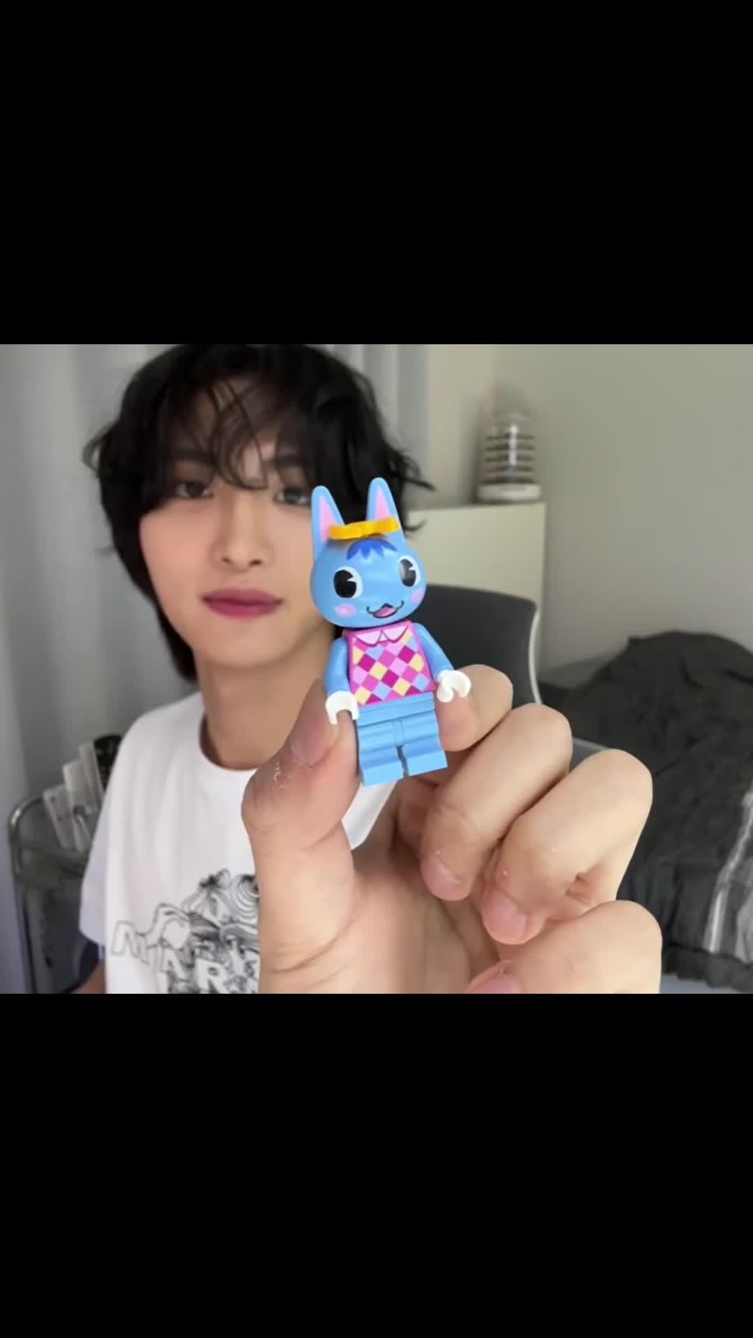 @kpopmoments