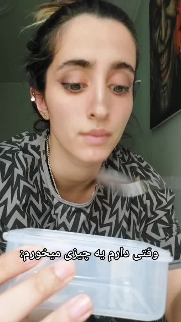 @_nazaninsb_