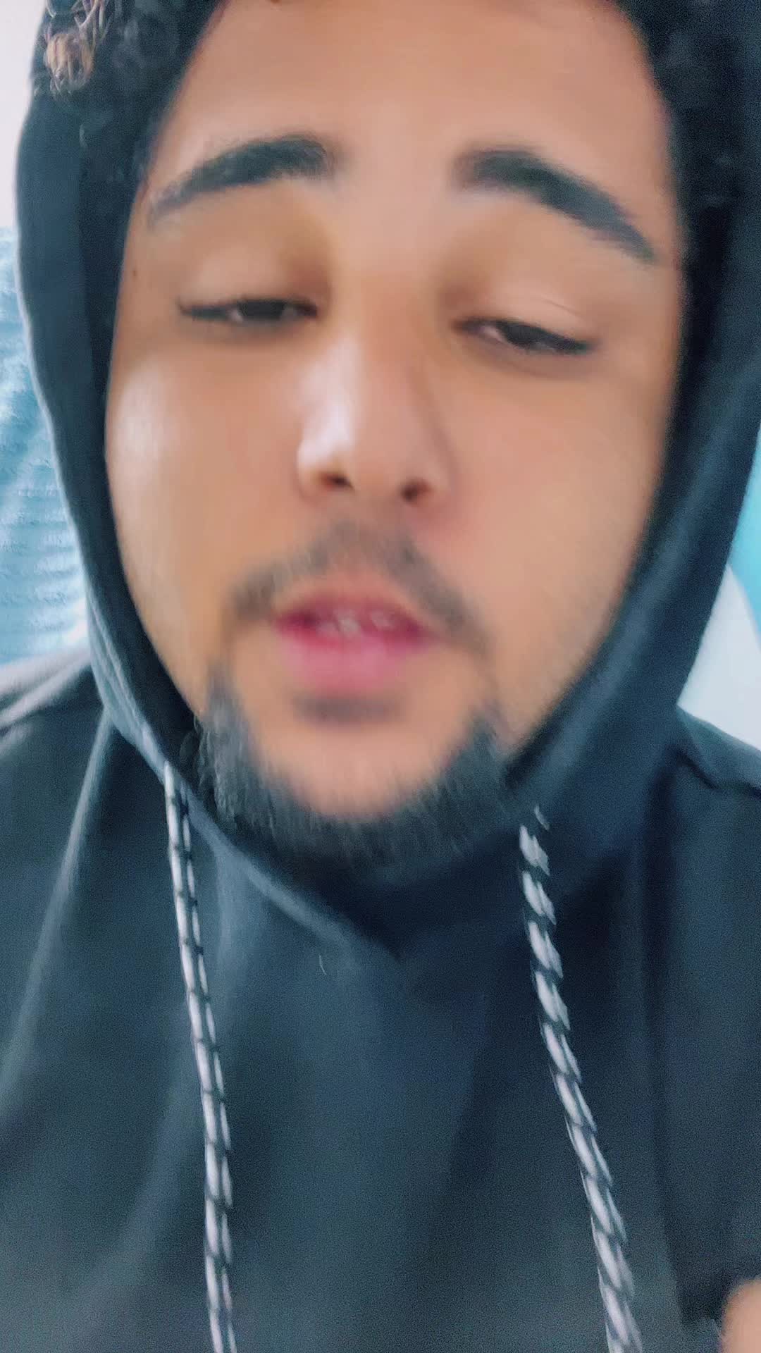 @lovelesslucid