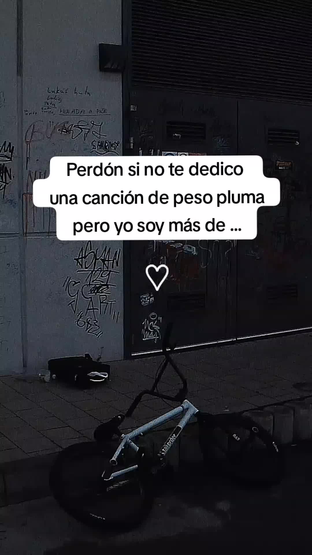 @tu gatita✨🍒🦋