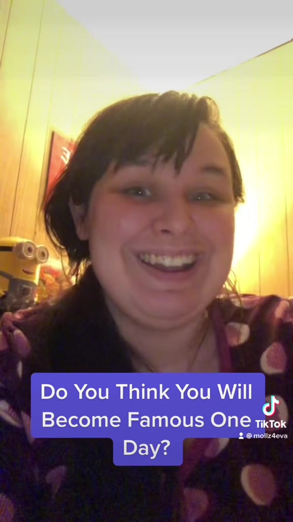 @Mollz