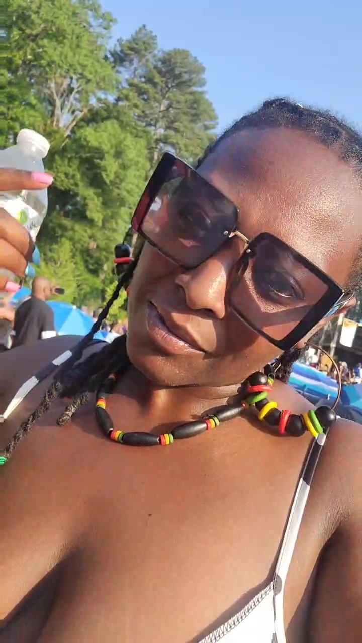 @Joyous Vibez