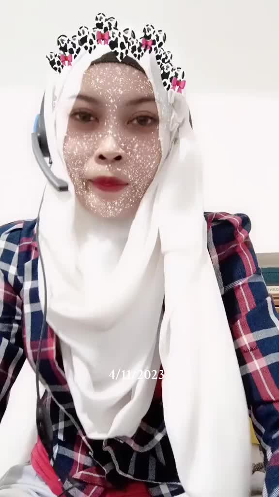 @Emi_mungil_bawel_pati