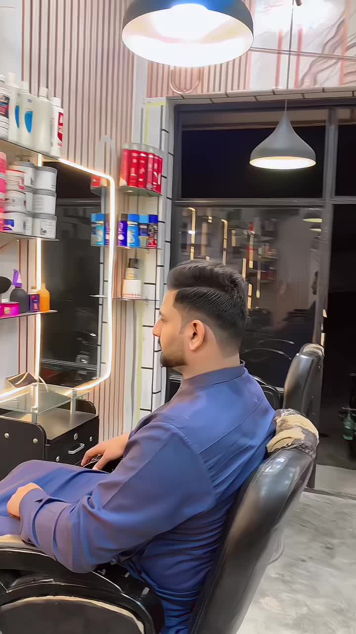 @waqashaircut