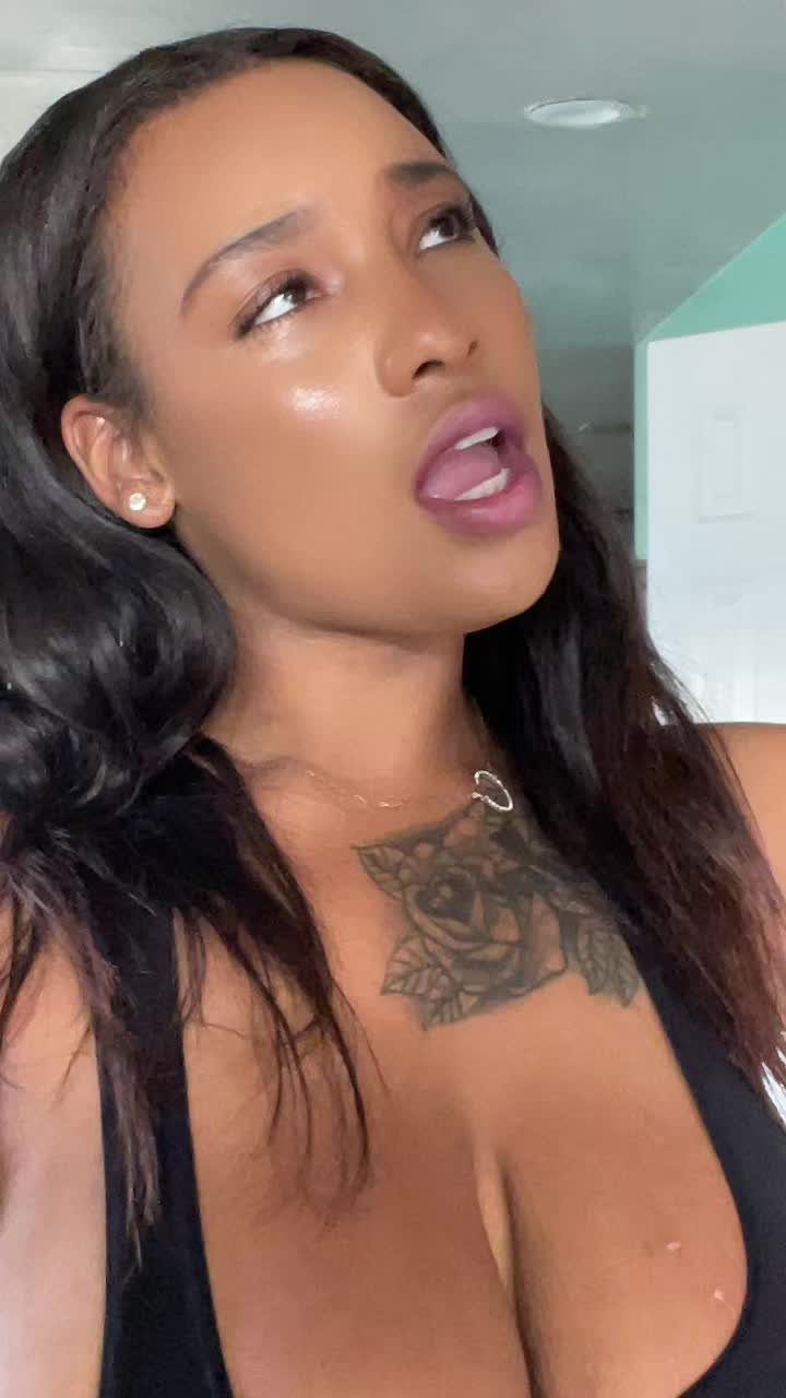 @raynellemariah