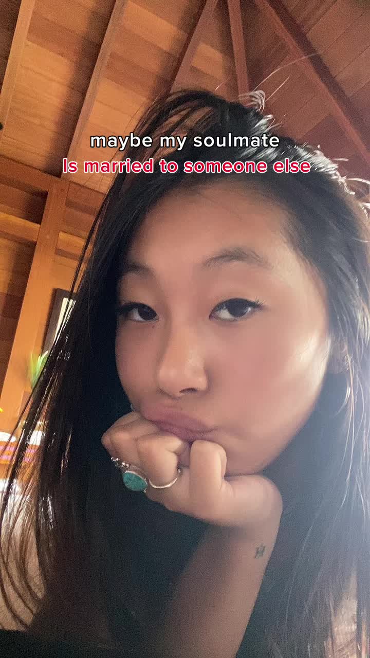 @JadeHallyday