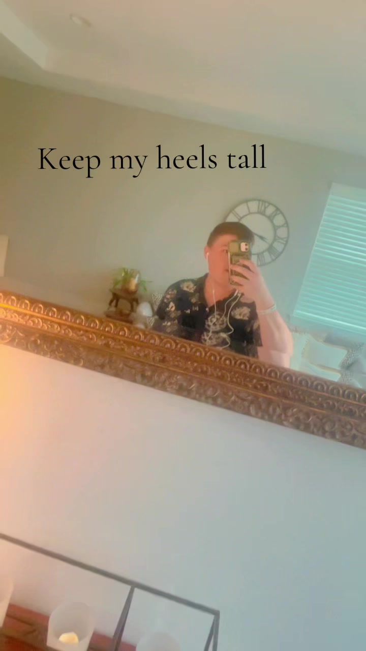 @HeyIts_Sheppard