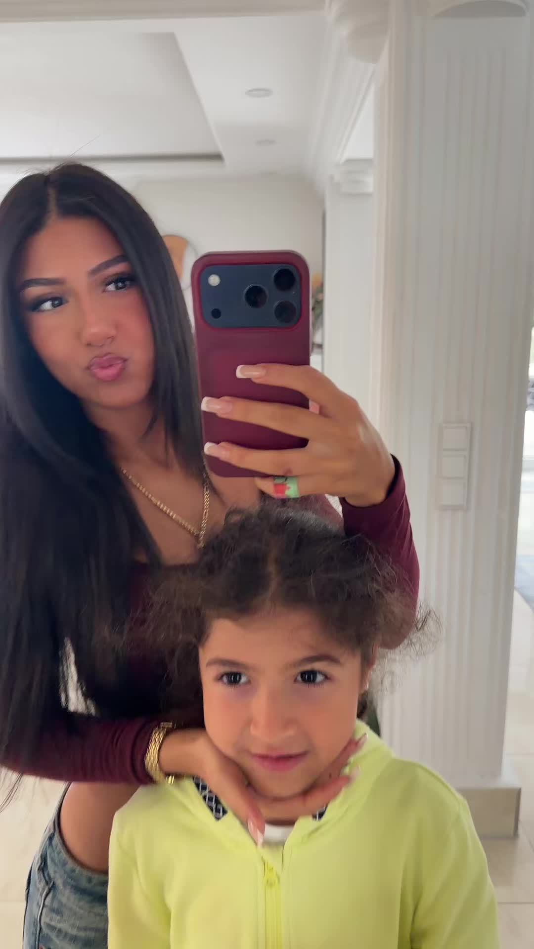 @𝐋𝐔𝐃𝐖𝐈𝐆𝐒𝐁𝐔𝐑𝐆✌🏽