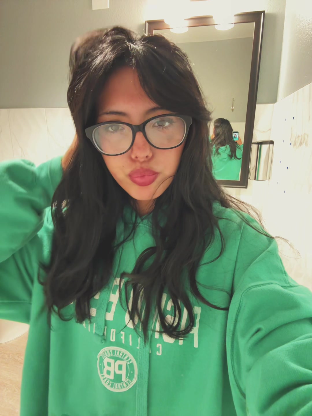 @venus🥥🍵🥒🍈