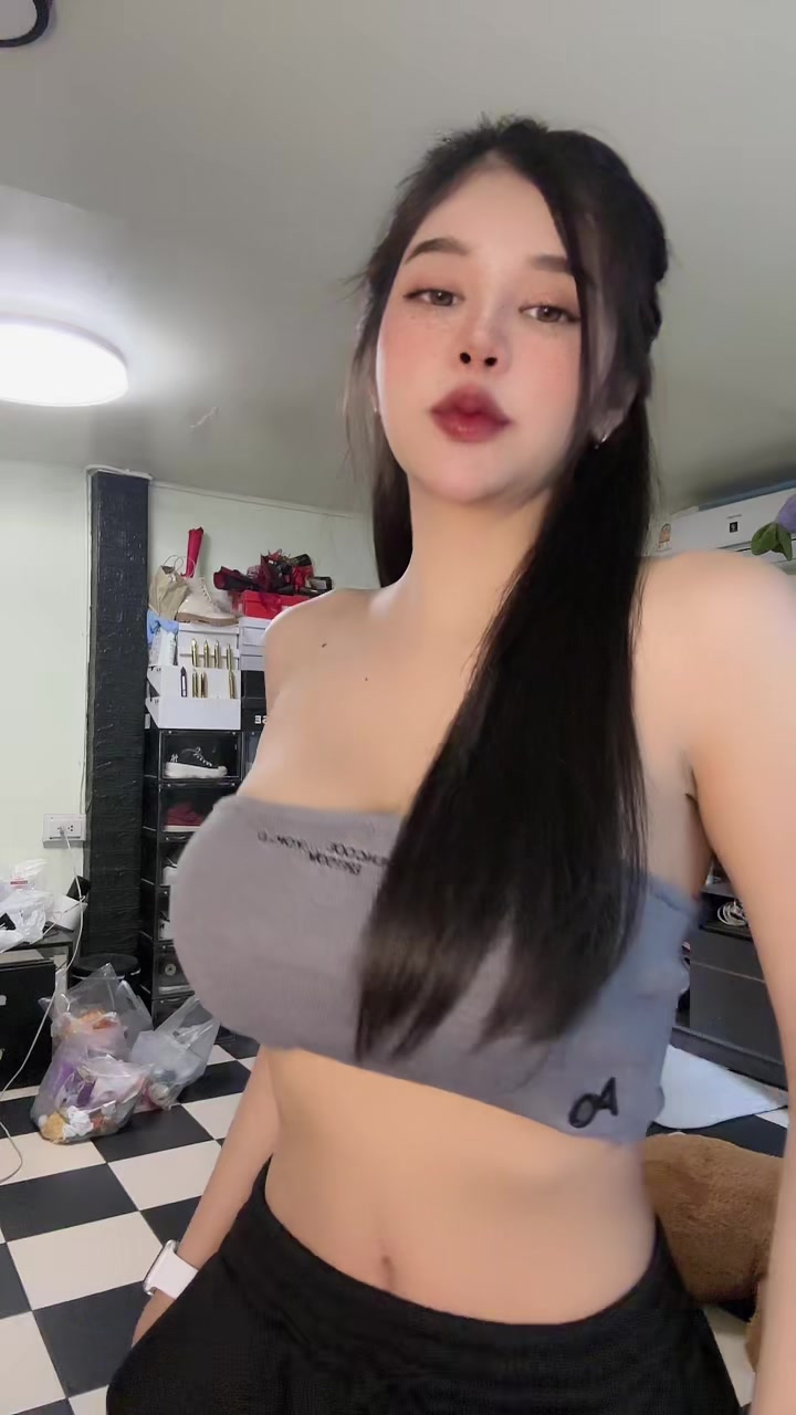 @เม็ดพลอย💎