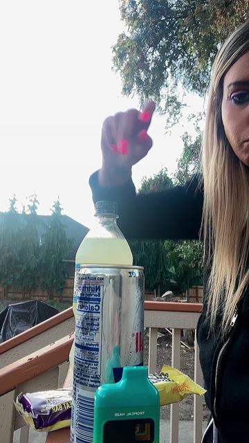 @Chryssie___