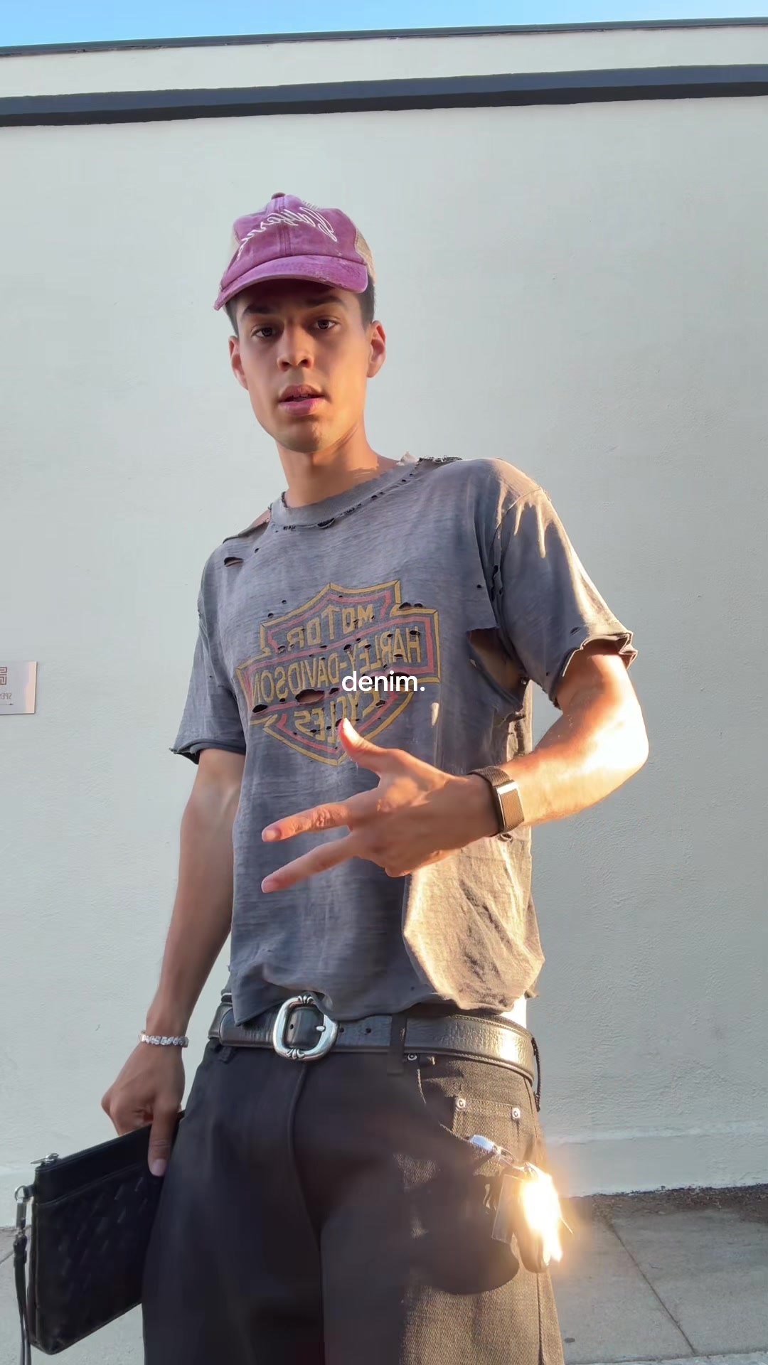 @trimothyneutron