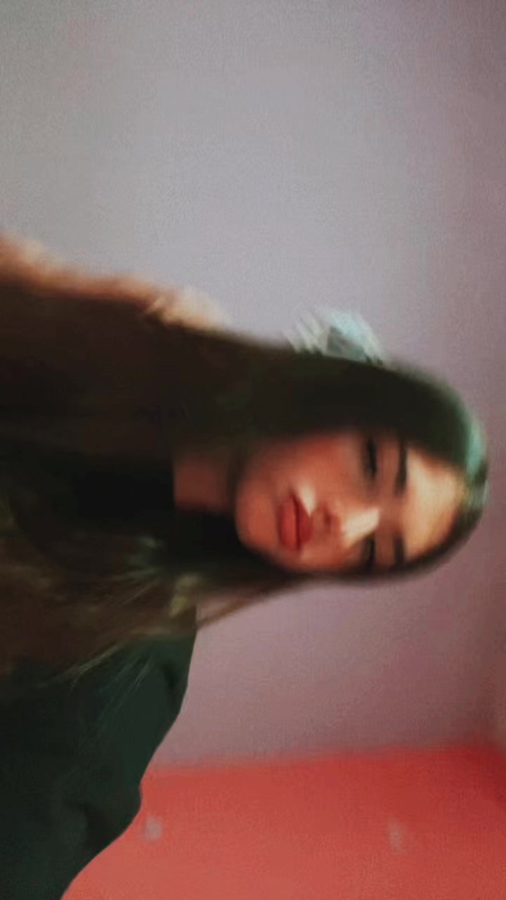 @Ralu🧊🥹☺️