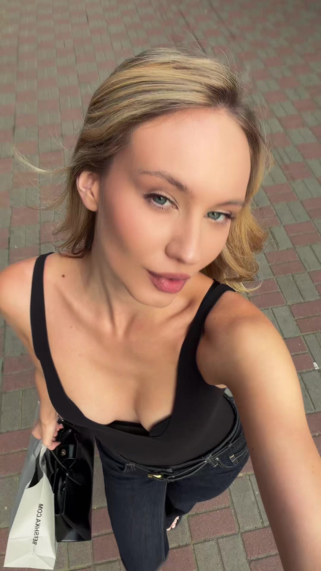 @eellizabbeth