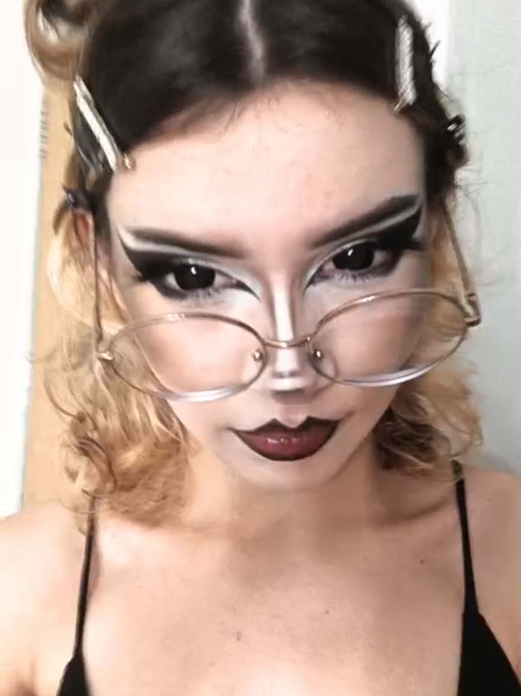 @Jyzi