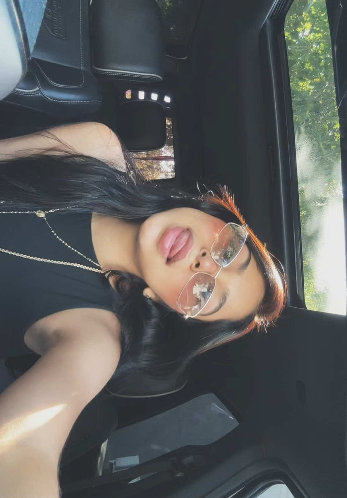 @crystalnevarez_