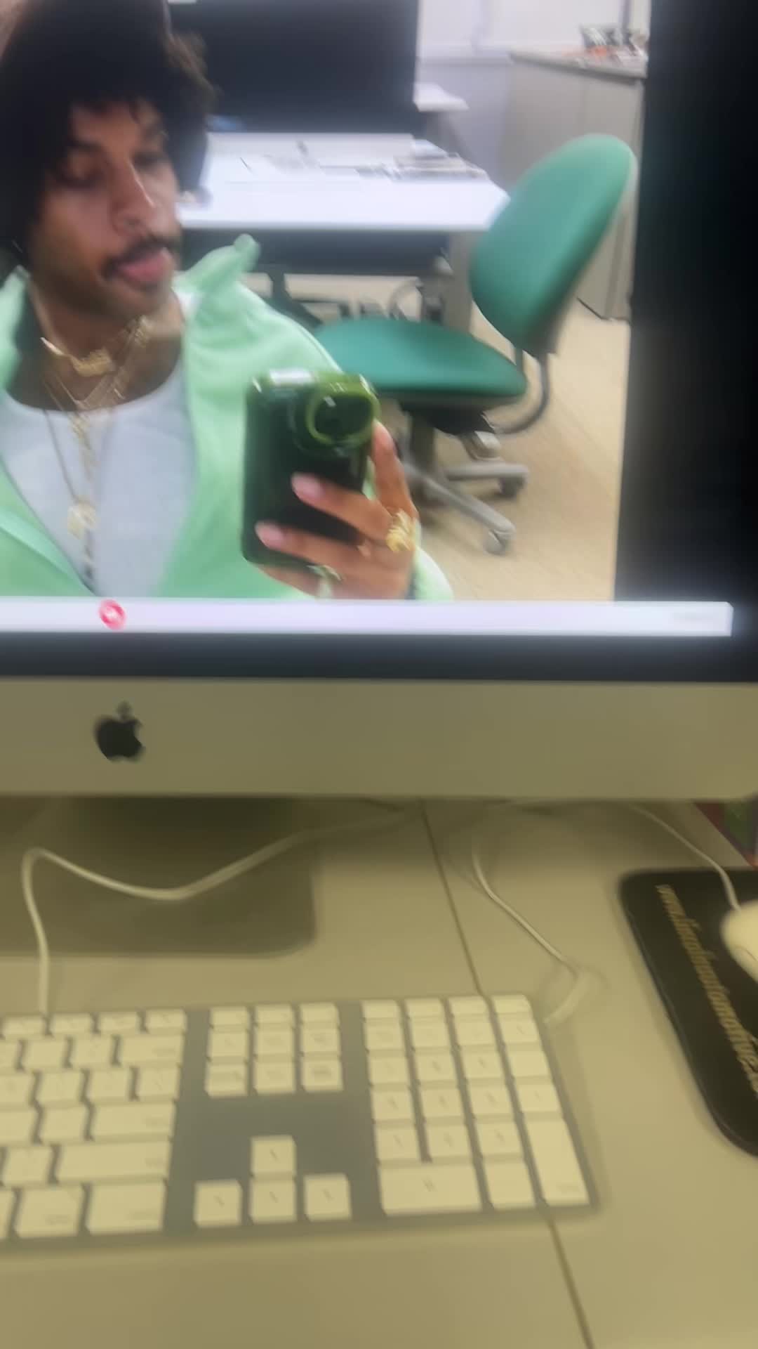 @elias71103