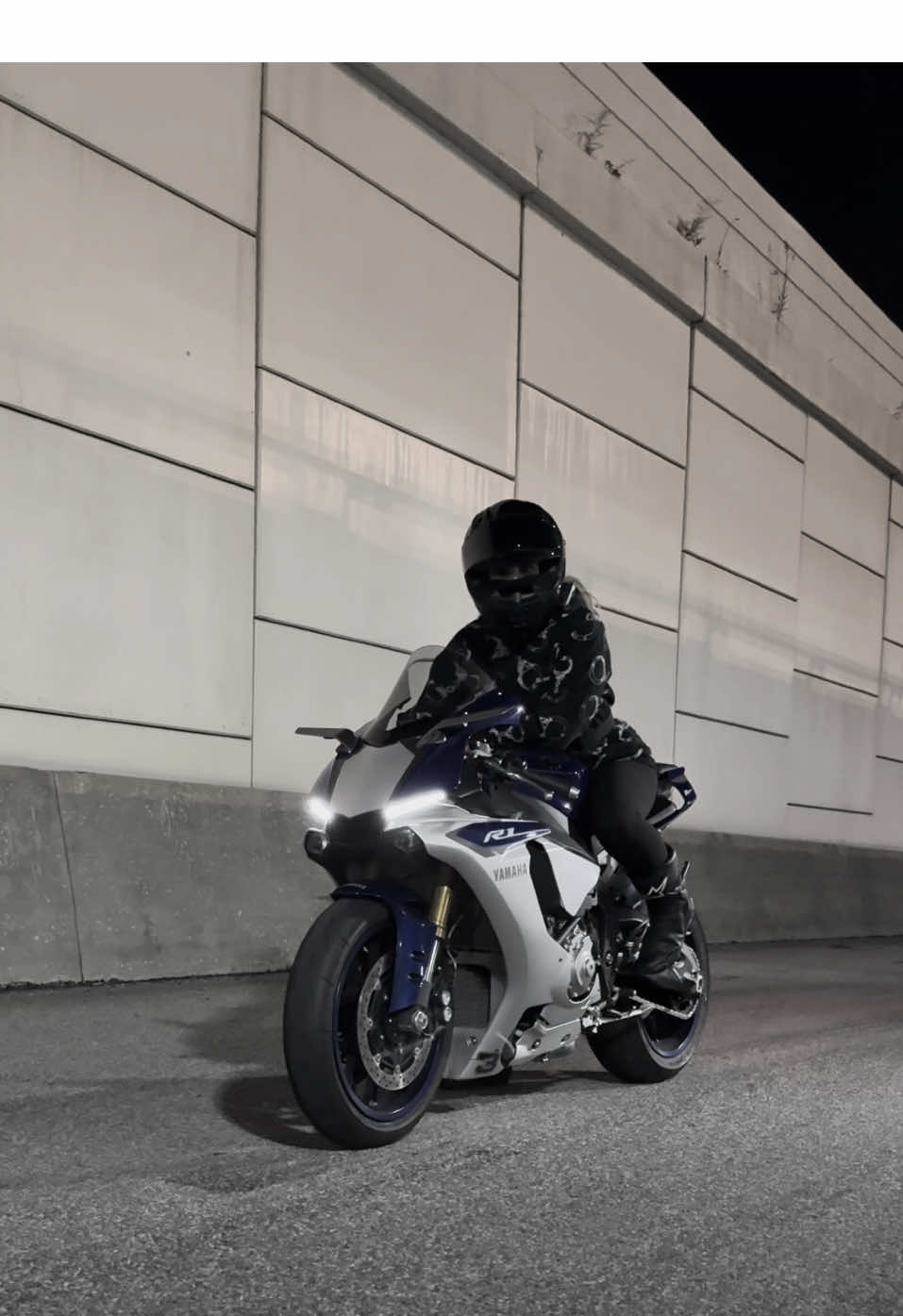 @Lilyy