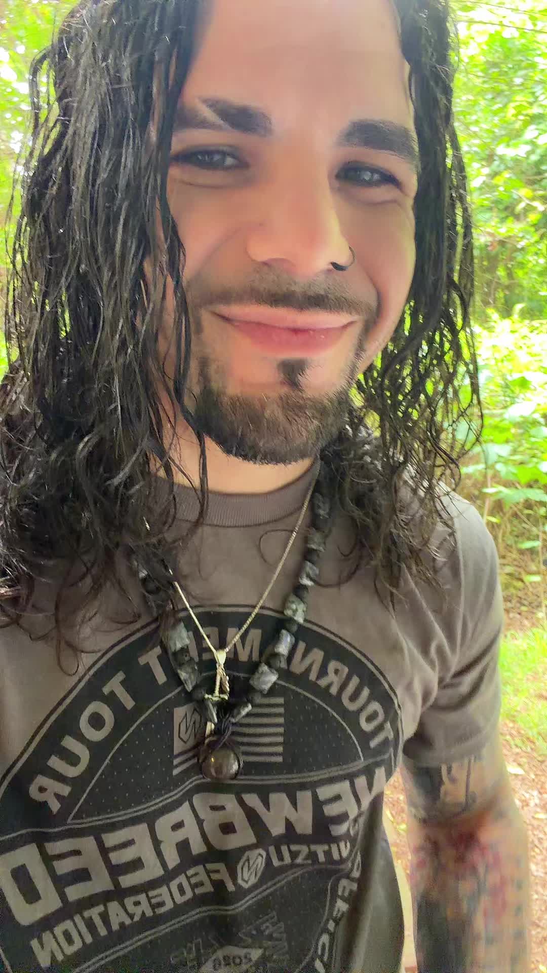 @Adrian🖤⚔️💜