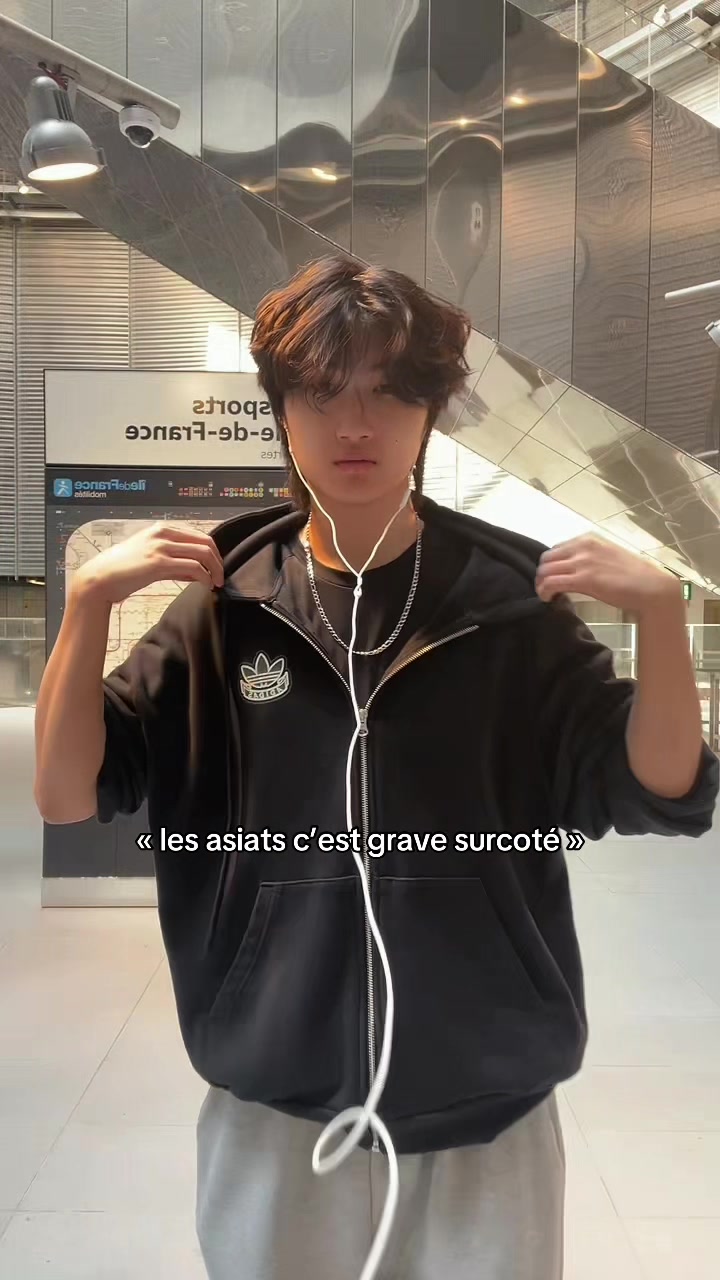 @F'