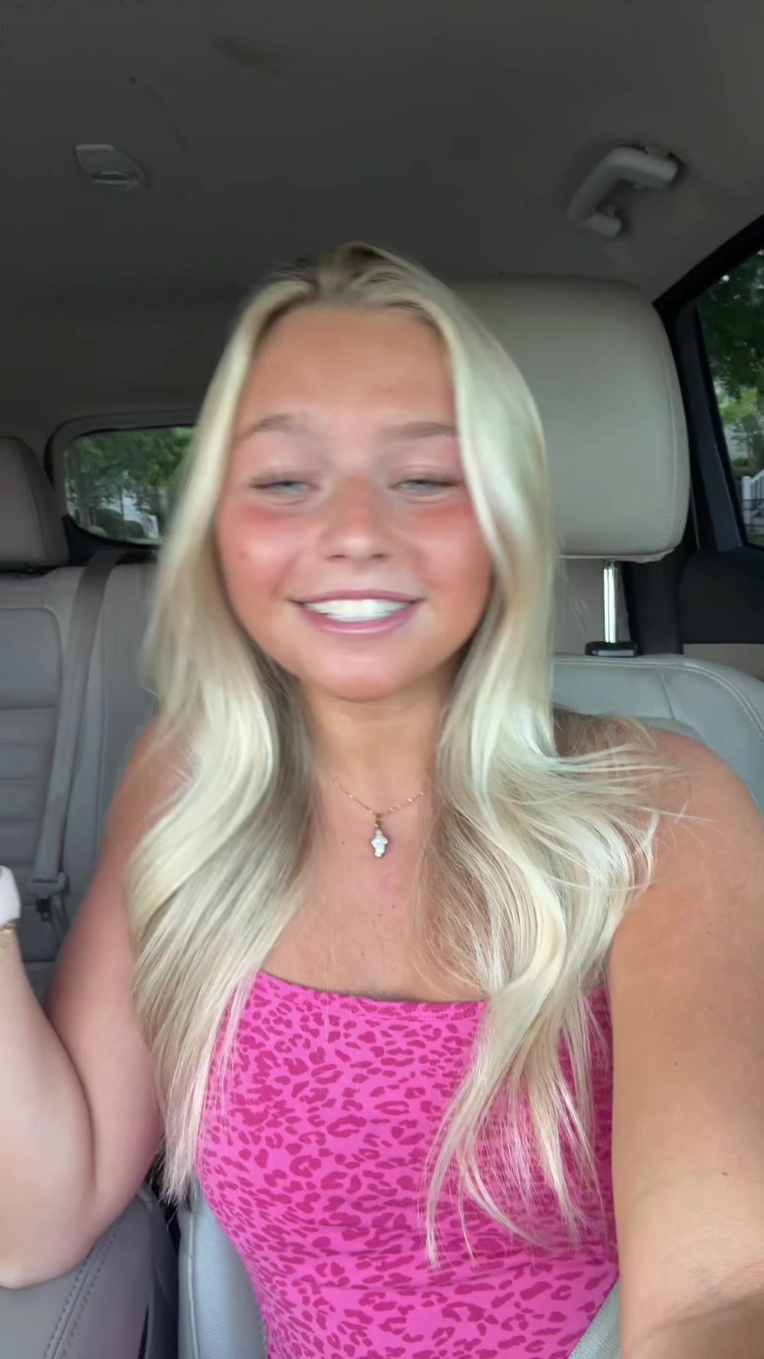 @ellarobertsoonn