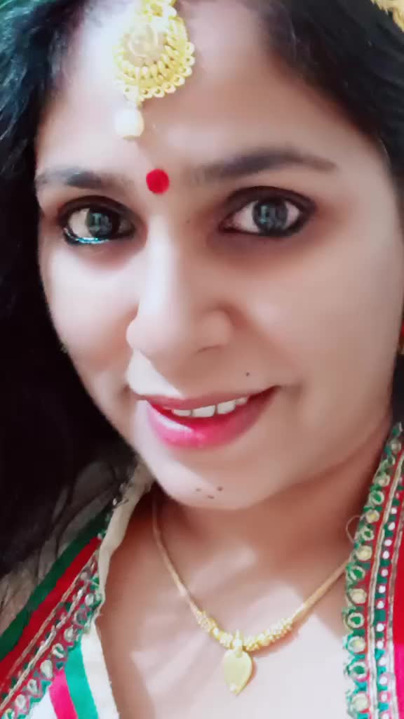 @Darshiii