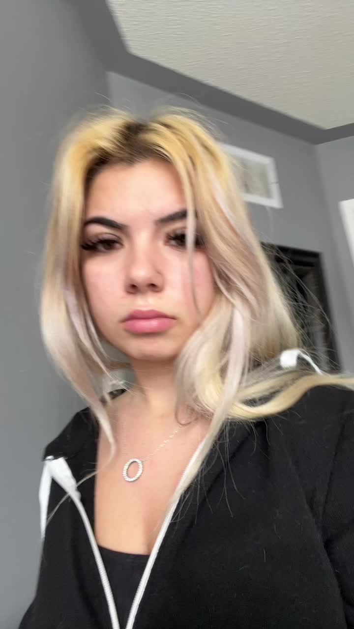 @<3