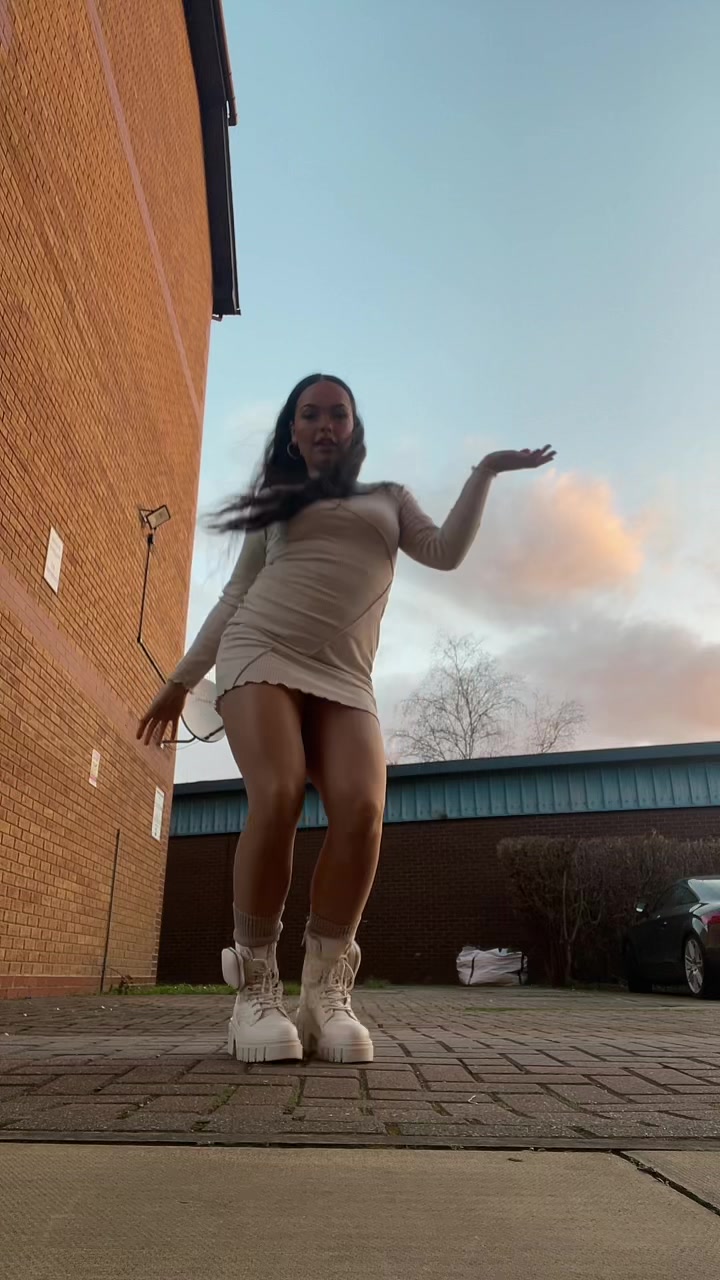@lousha.liddell