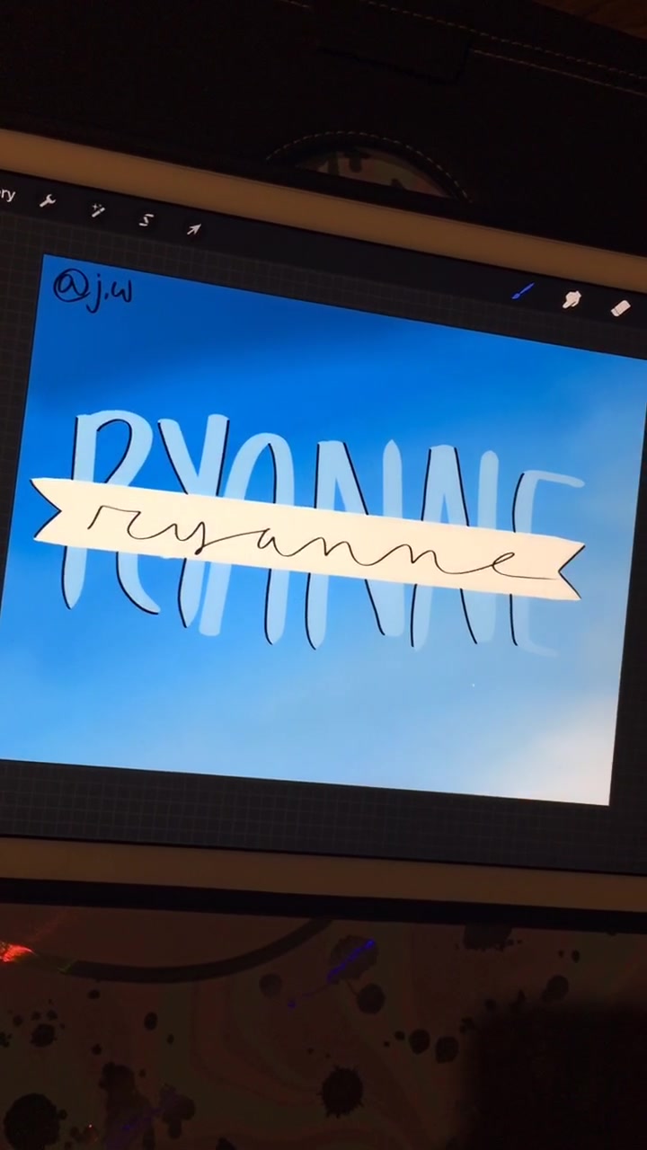 @✰𝙹𝚘𝚟𝚒✰
