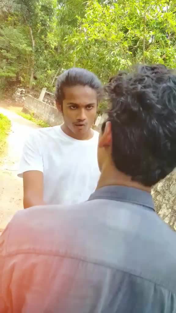 @കലിപ്പൻ😁തക്കു