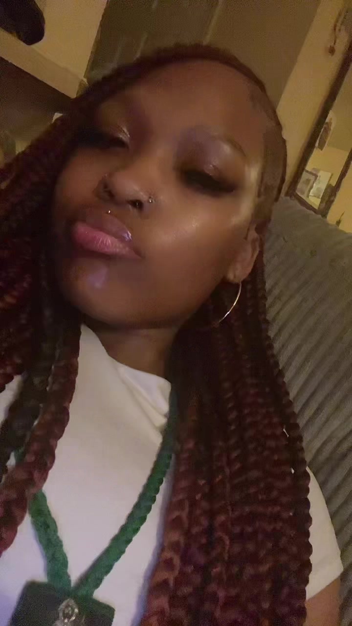 @Thefemaletoppdonk🧟♀️💋