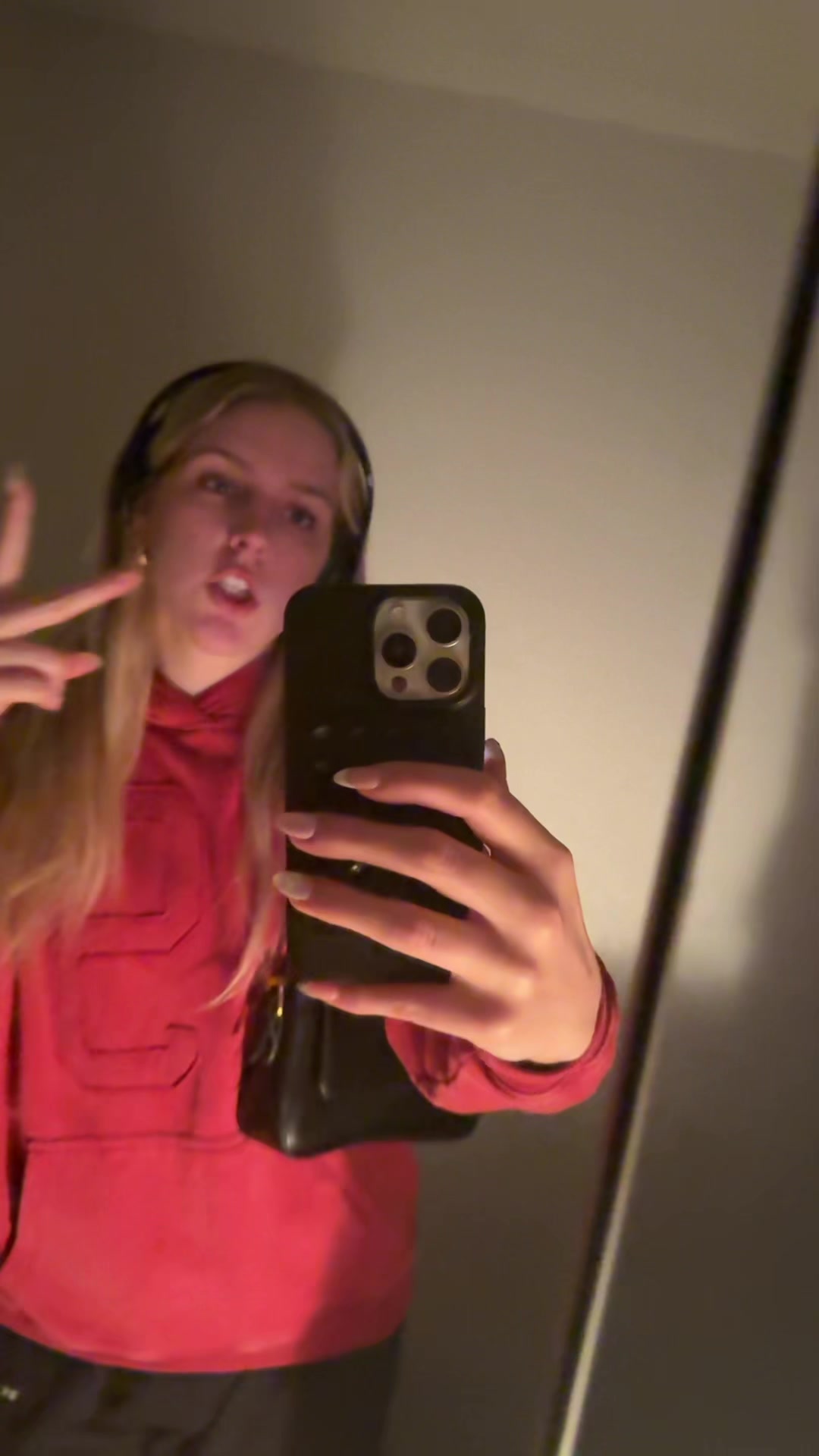 @glitterqueef6969